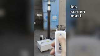 mât télescopique à écran LED